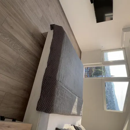 Old Town Hideaway 2 Apartment